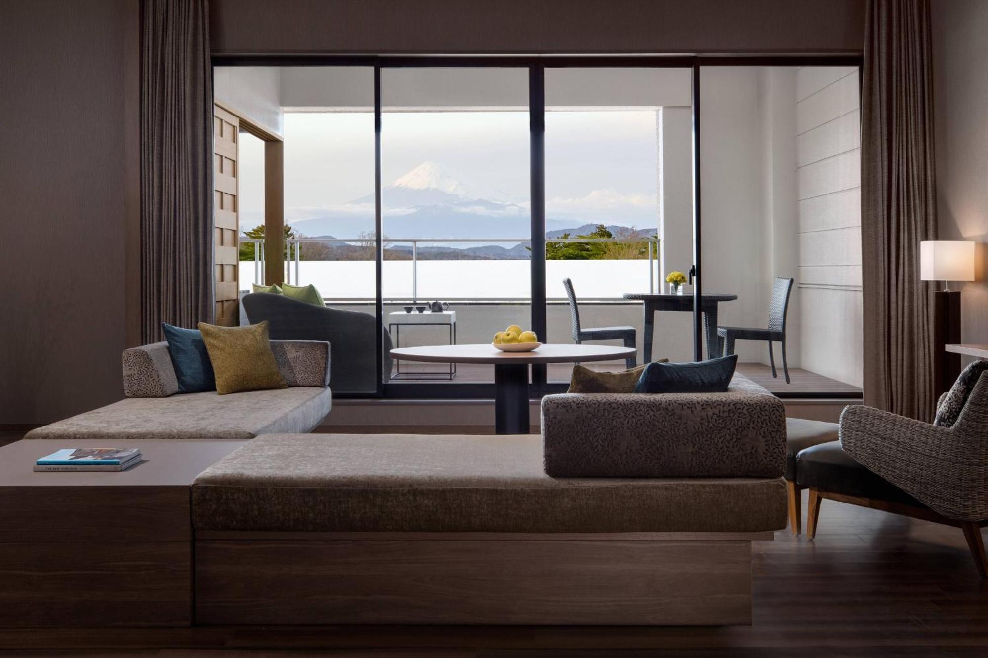 Izu Marriott Hotel Shuzenji Exterior photo